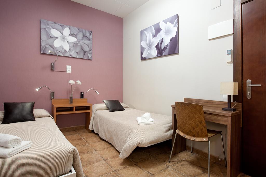Pension Mariluz บาร์เซโลนา ห้อง รูปภาพ