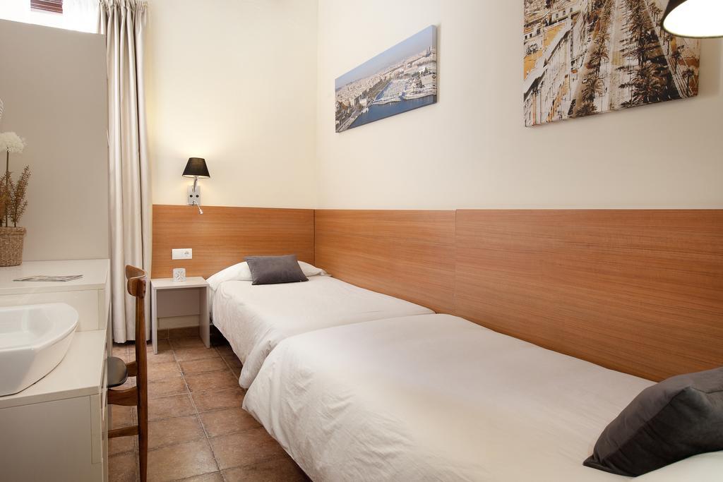 Pension Mariluz บาร์เซโลนา ห้อง รูปภาพ