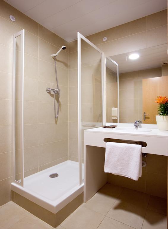 Pension Mariluz บาร์เซโลนา ภายนอก รูปภาพ